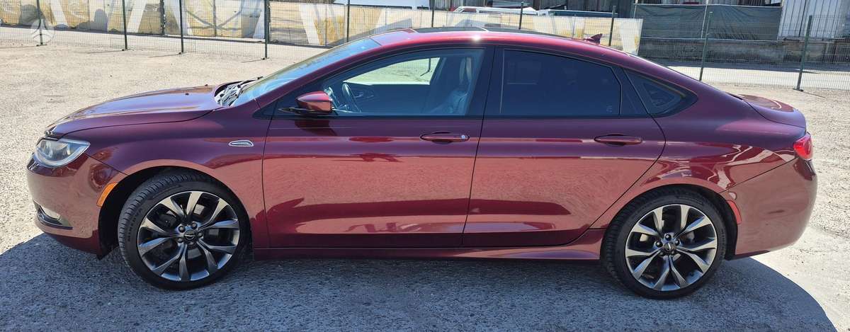 Chrysler 200, 3.6 l., sedanas