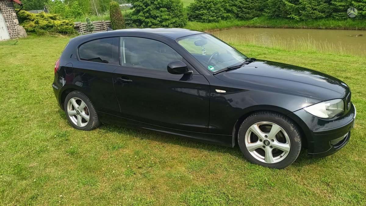 BMW 116, 2.0 l., hatchback