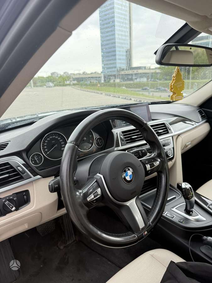 BMW 320, 2.0 l., sedans