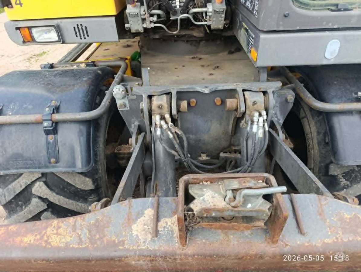 Volvo 140D, экскаваторы