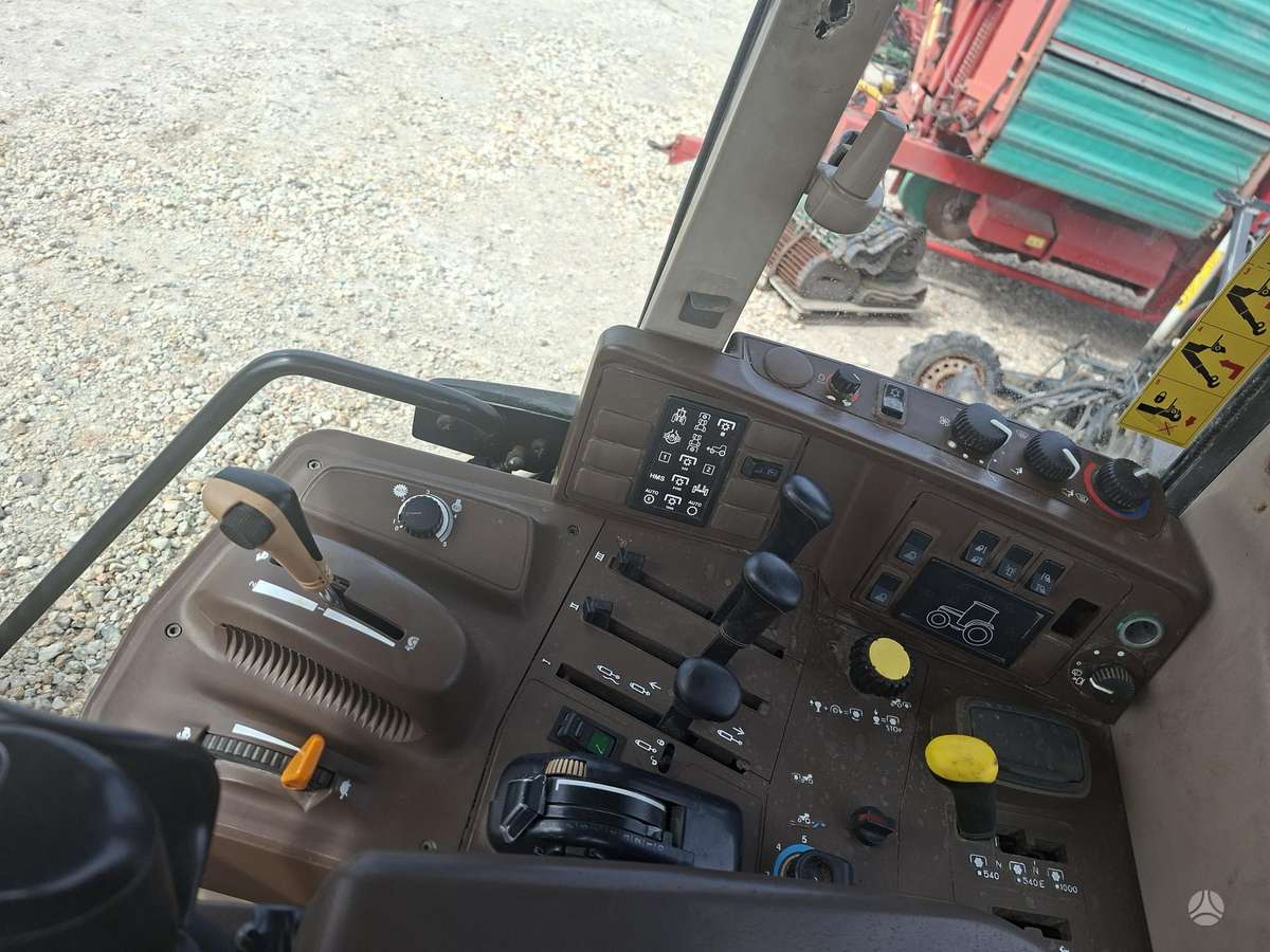 John Deere 6420, тракторы