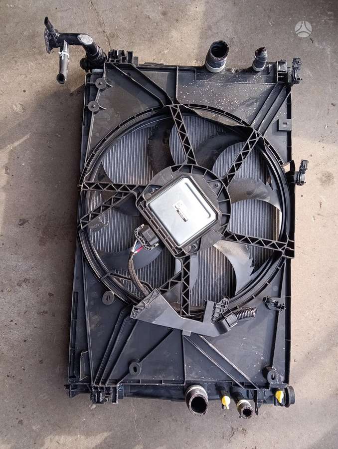 Toyota RAV4 детали кузова