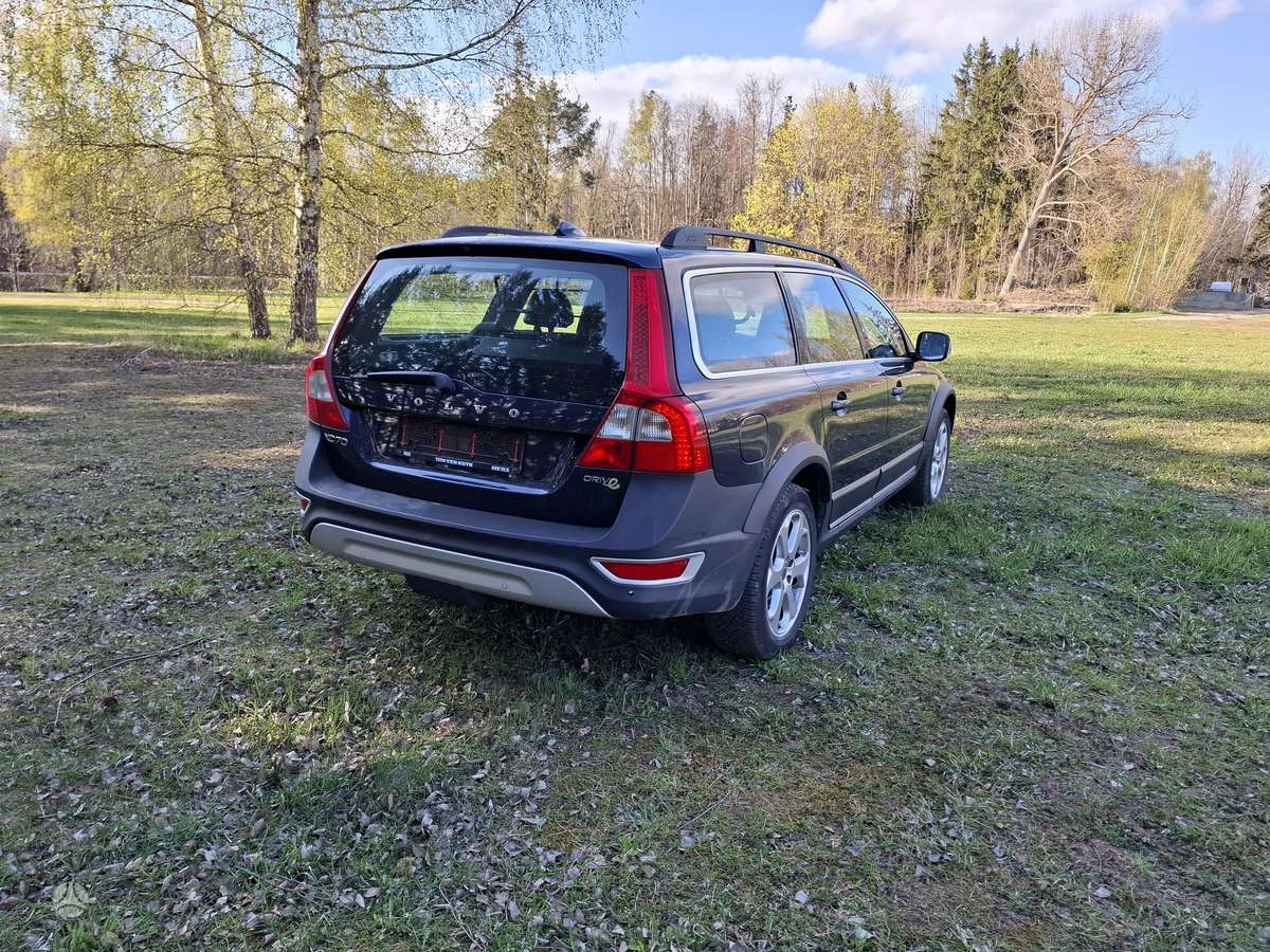 Volvo XC70, 2.0 l., Универсал