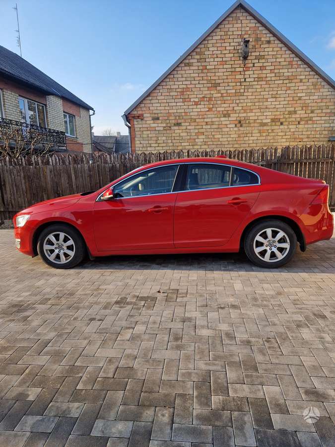 Volvo S60, 2.0 l., Седан