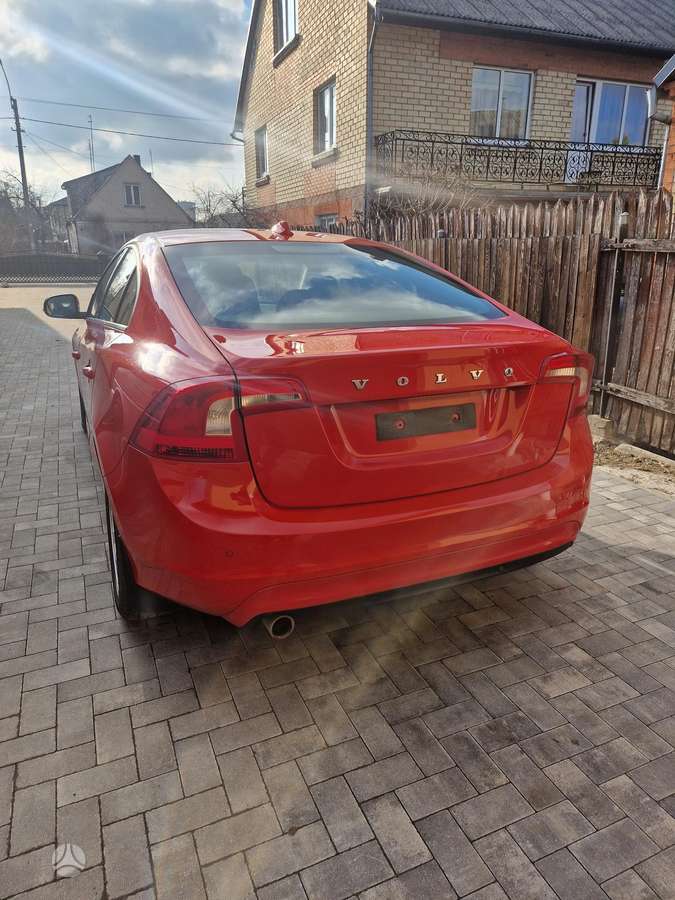 Volvo S60, 2.0 l., Седан