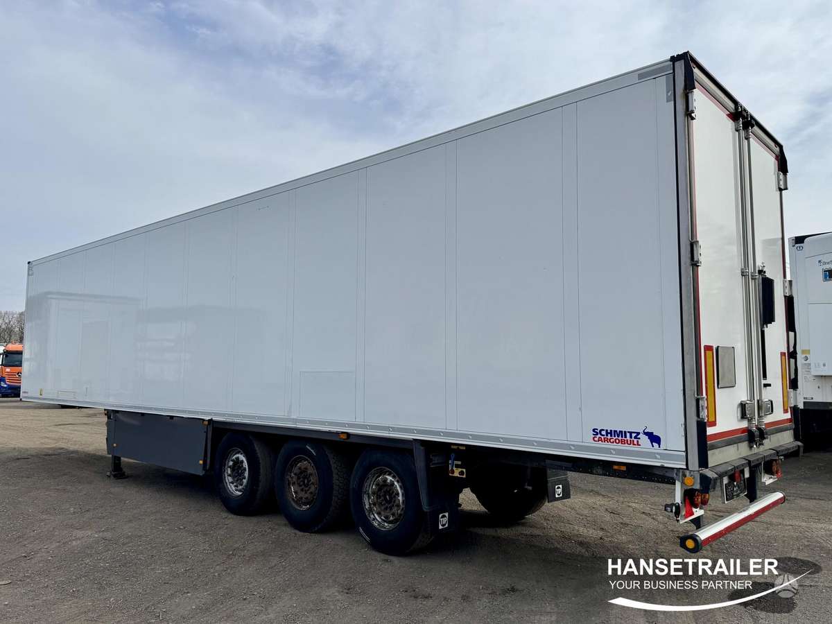 Schmitz SKO 24, refrigerated