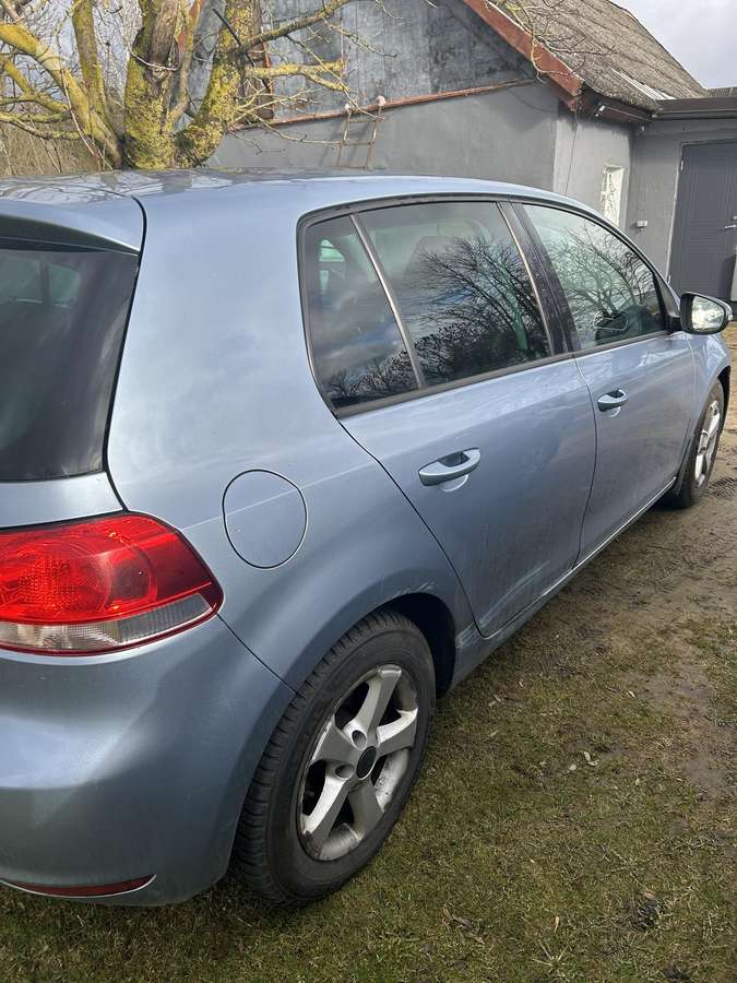 Volkswagen Golf, 1.2 l., hatchback