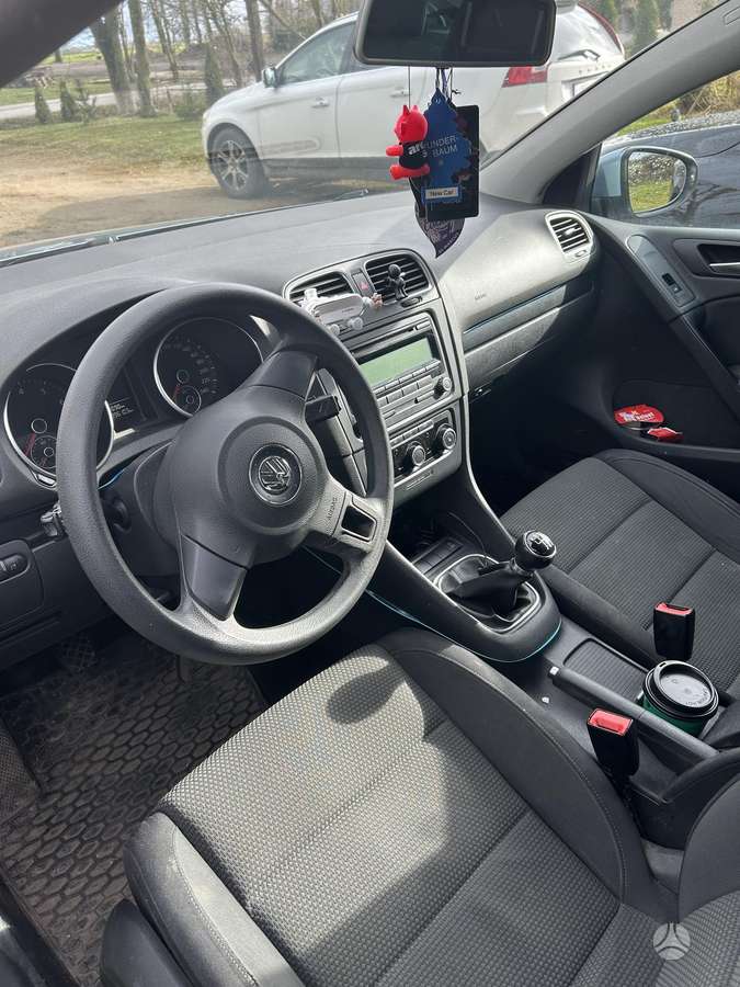 Volkswagen Golf, 1.2 l., hatchback