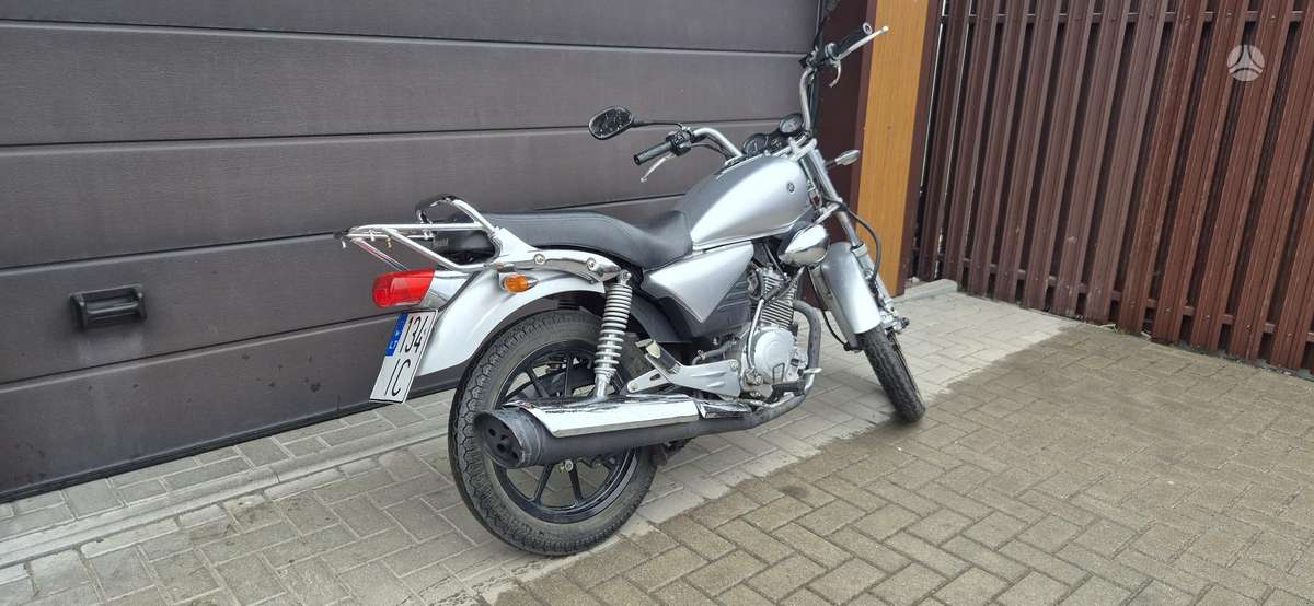 Yamaha YBR 124cc, choppers / cruisers / custom
