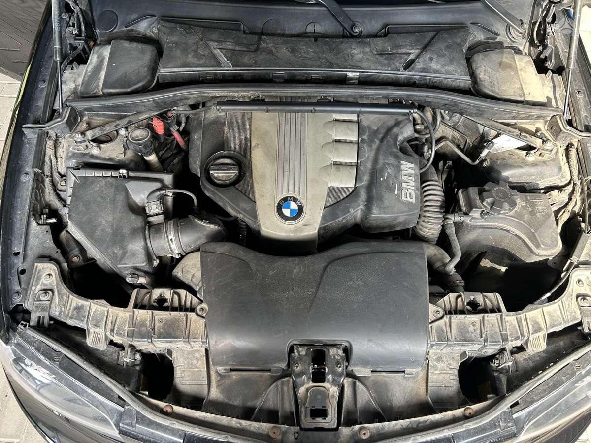 BMW 118, 2.0 l., hatchback