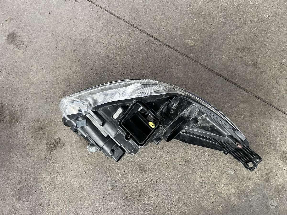 Ford Focus, F1EB-13006-AF, lights