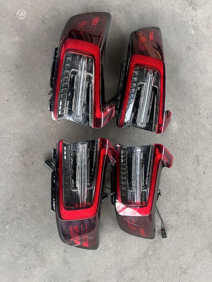 Volvo C40, 2SK01556101, lights