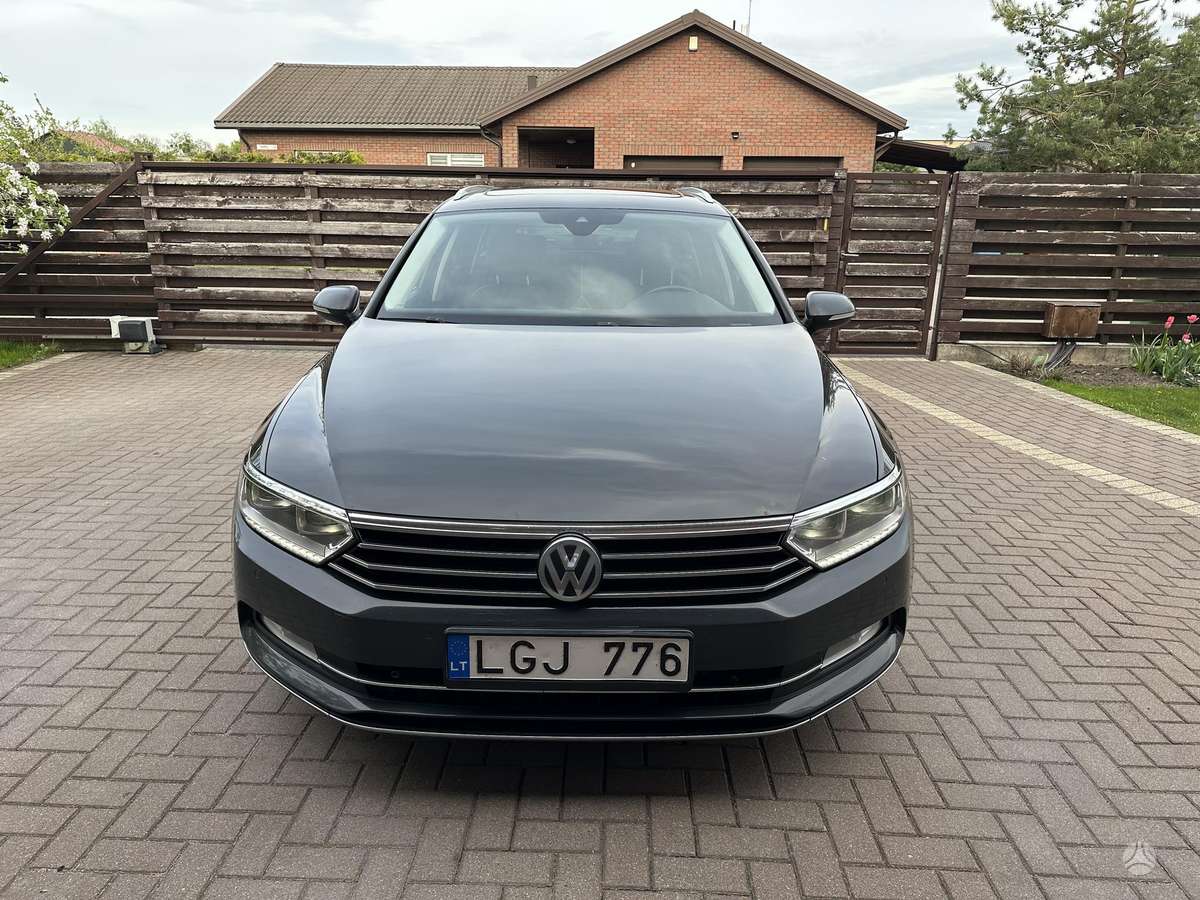 Volkswagen Passat - 2