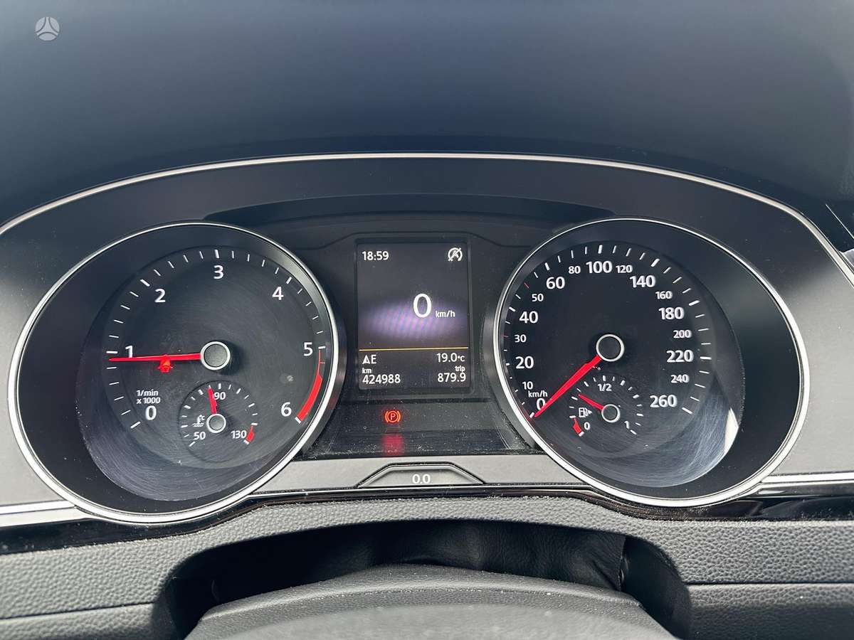 Volkswagen Passat, 2.0 l., Универсал