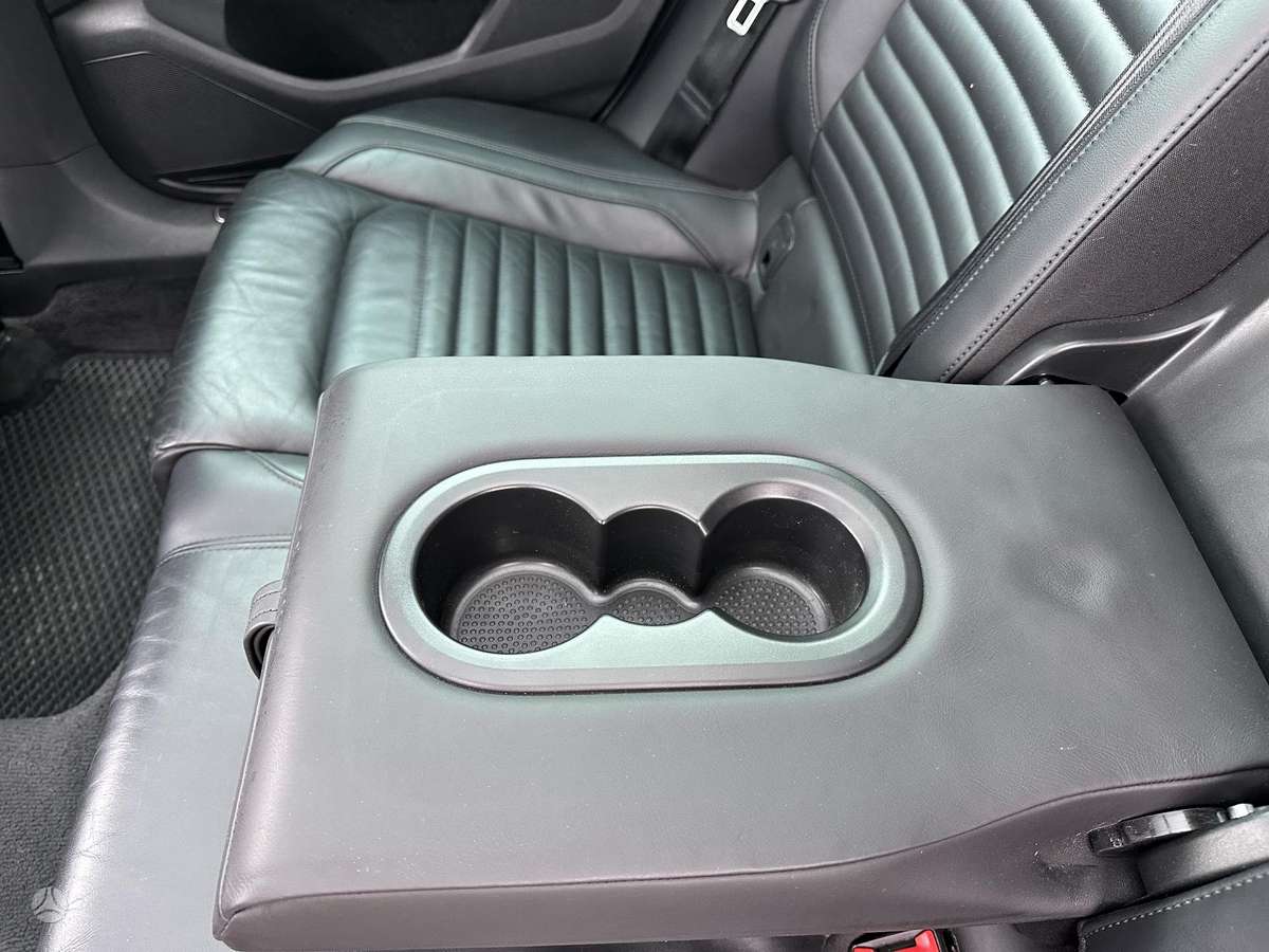 Volkswagen Passat, 2.0 l., Универсал