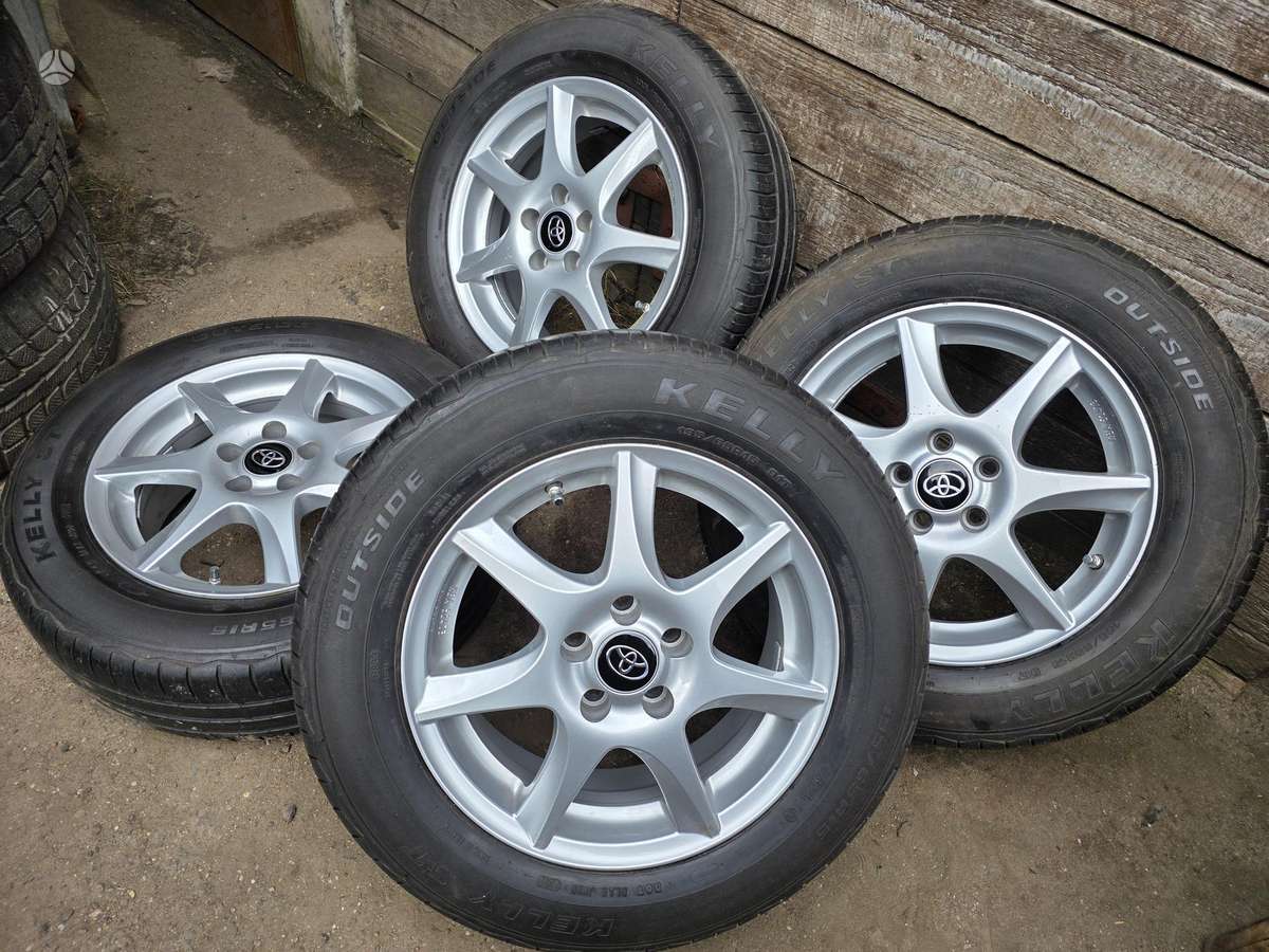 Toyota Prius, light alloy, R15