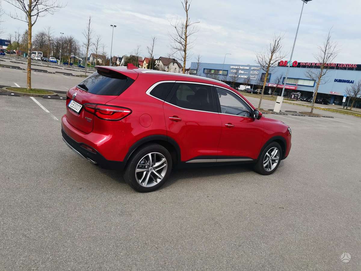 MG EHS, 1.5 l., off-road / crossover