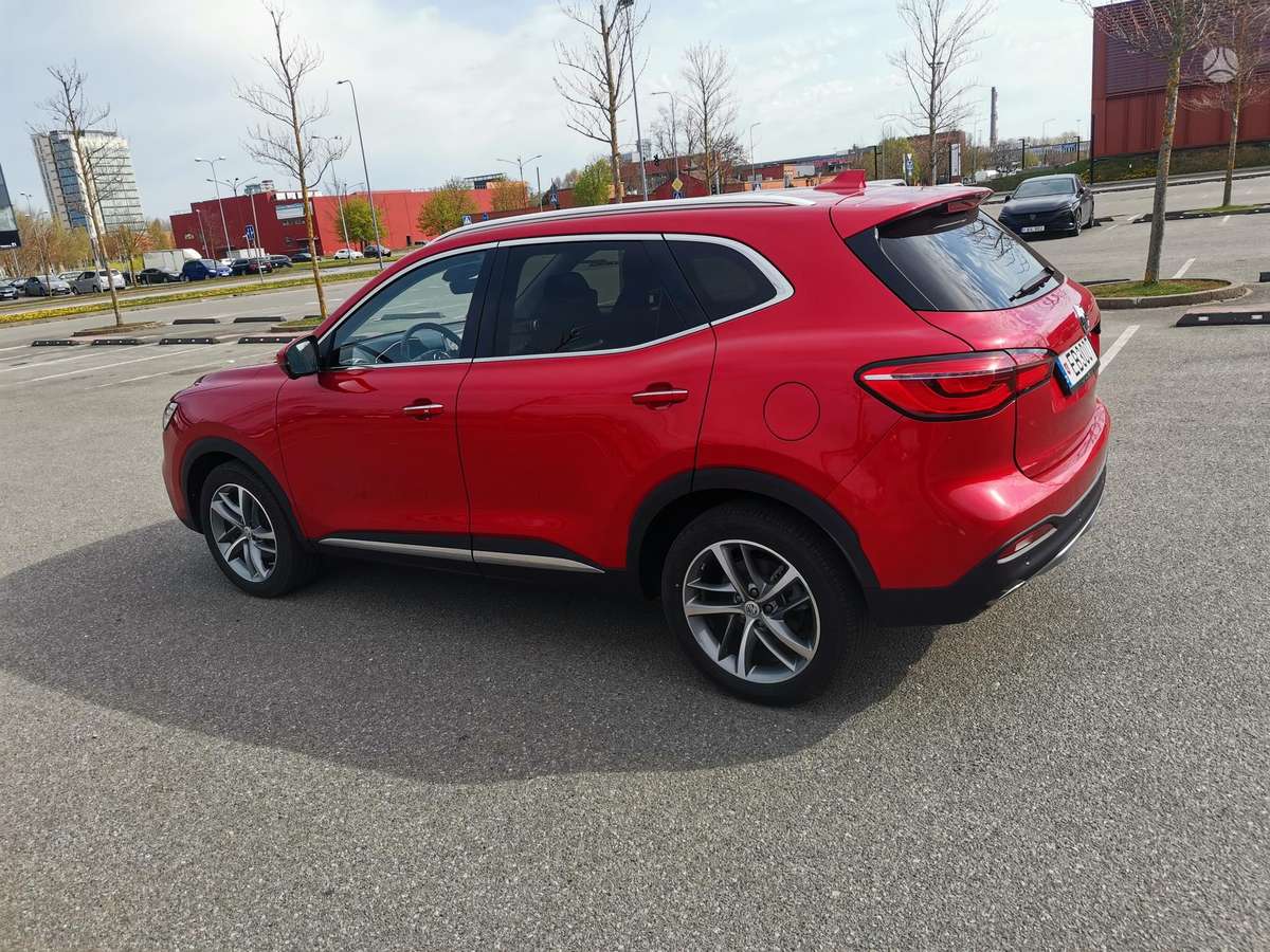 MG EHS, 1.5 l., off-road / crossover