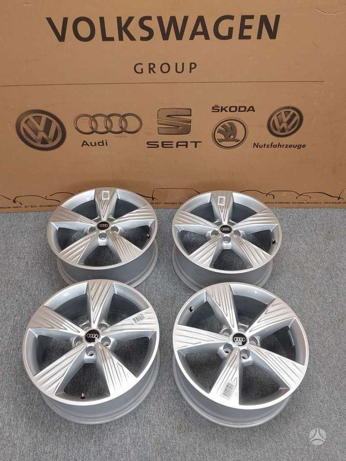 Audi Q4 E-Tron, light alloy, R19