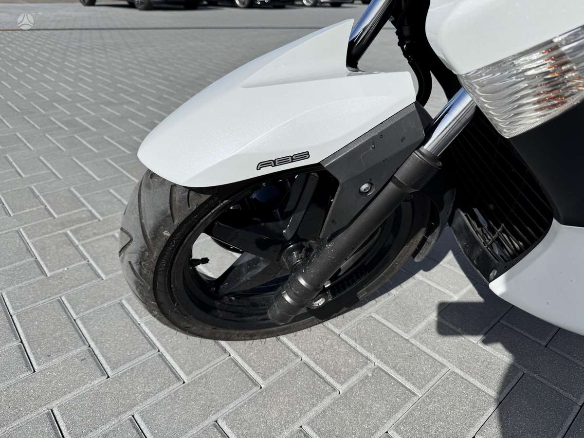 Yamaha X-max 250cc, motoroleriai / mopedai