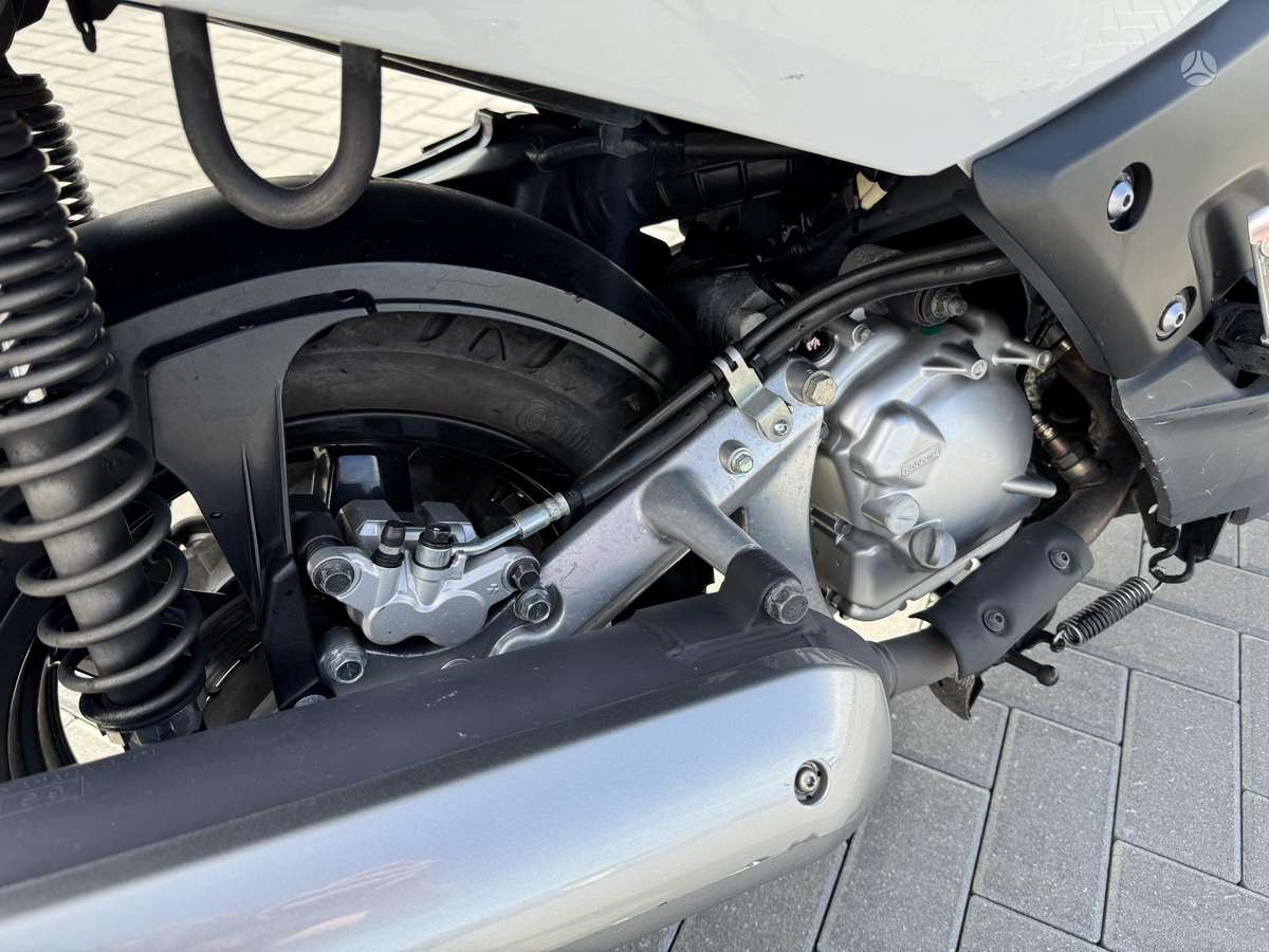 Yamaha X-max 250cc, motoroleriai / mopedai