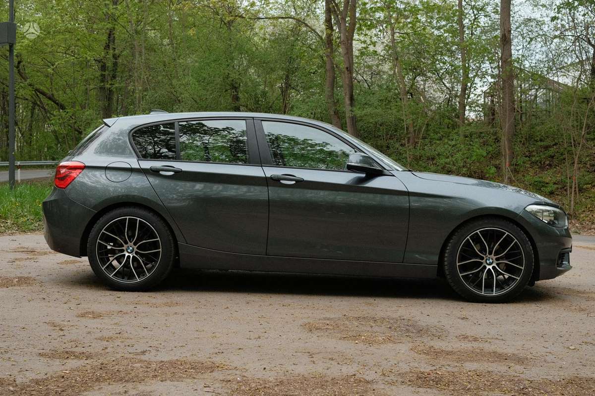 BMW 116, 1.5 l., hatchback
