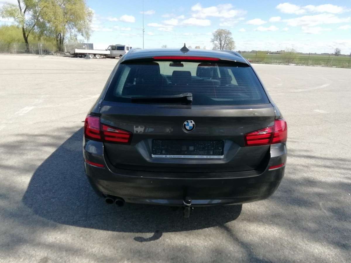 BMW 530, 3.0 l., wagon