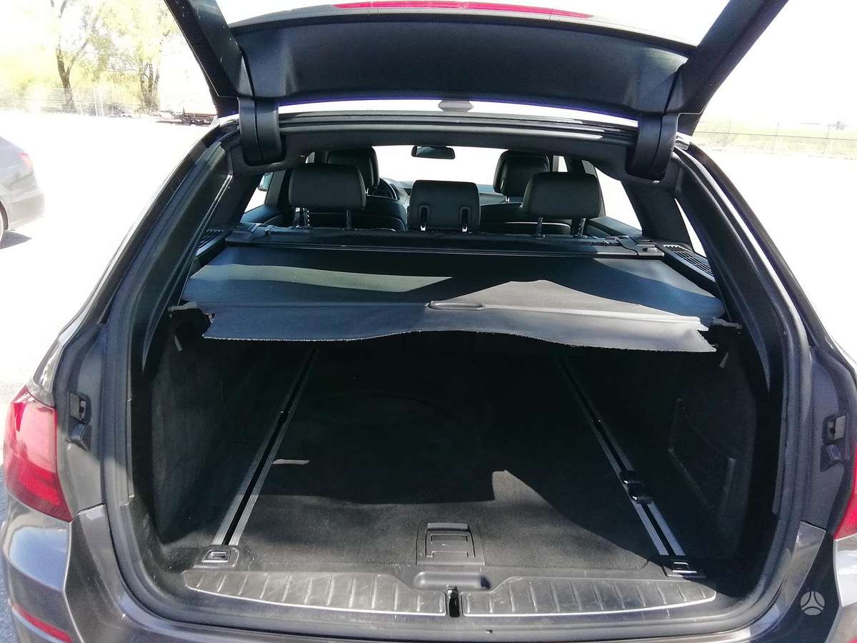 BMW 530, 3.0 l., wagon
