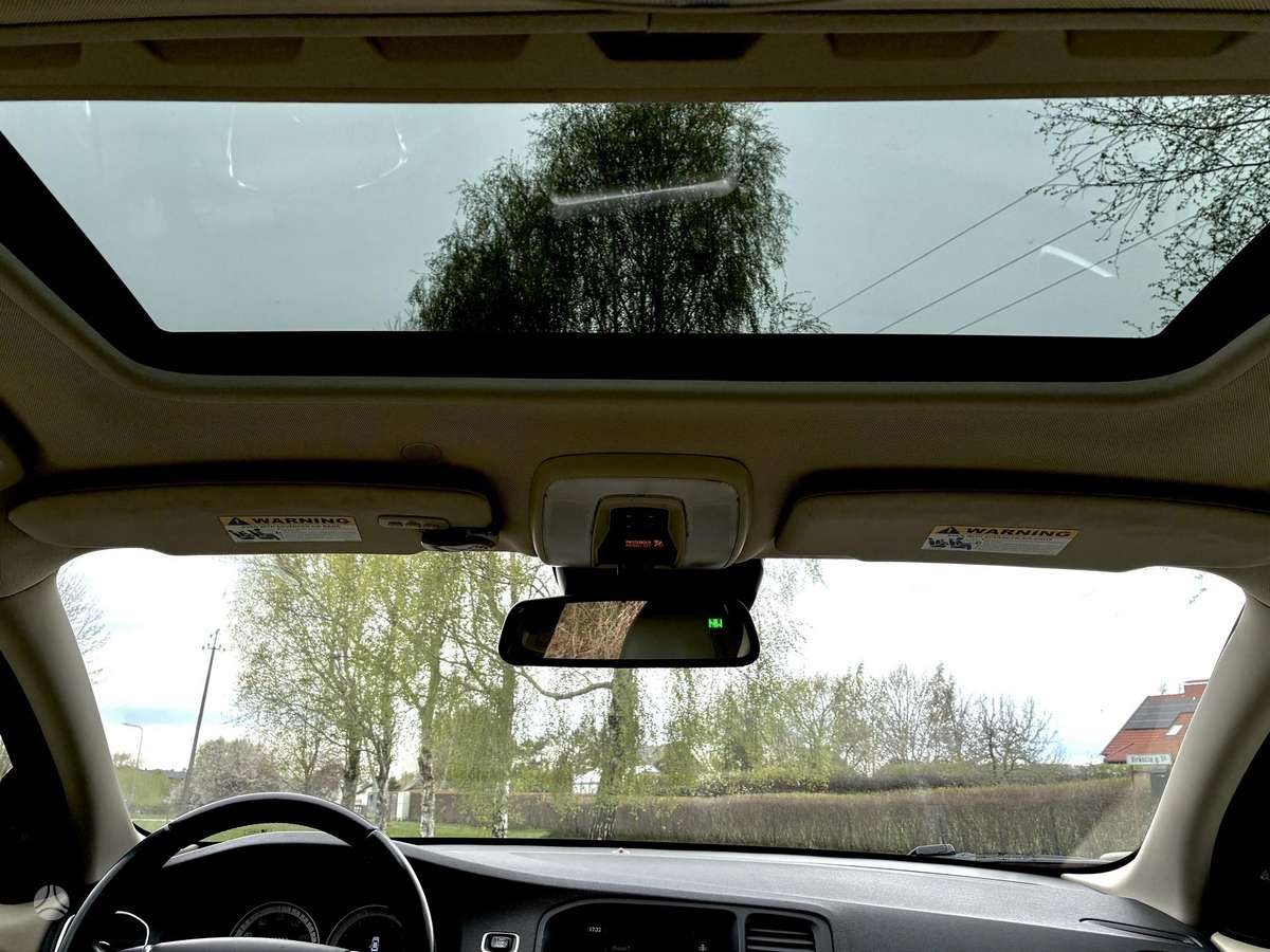 Volvo S60, 2.5 l., Седан