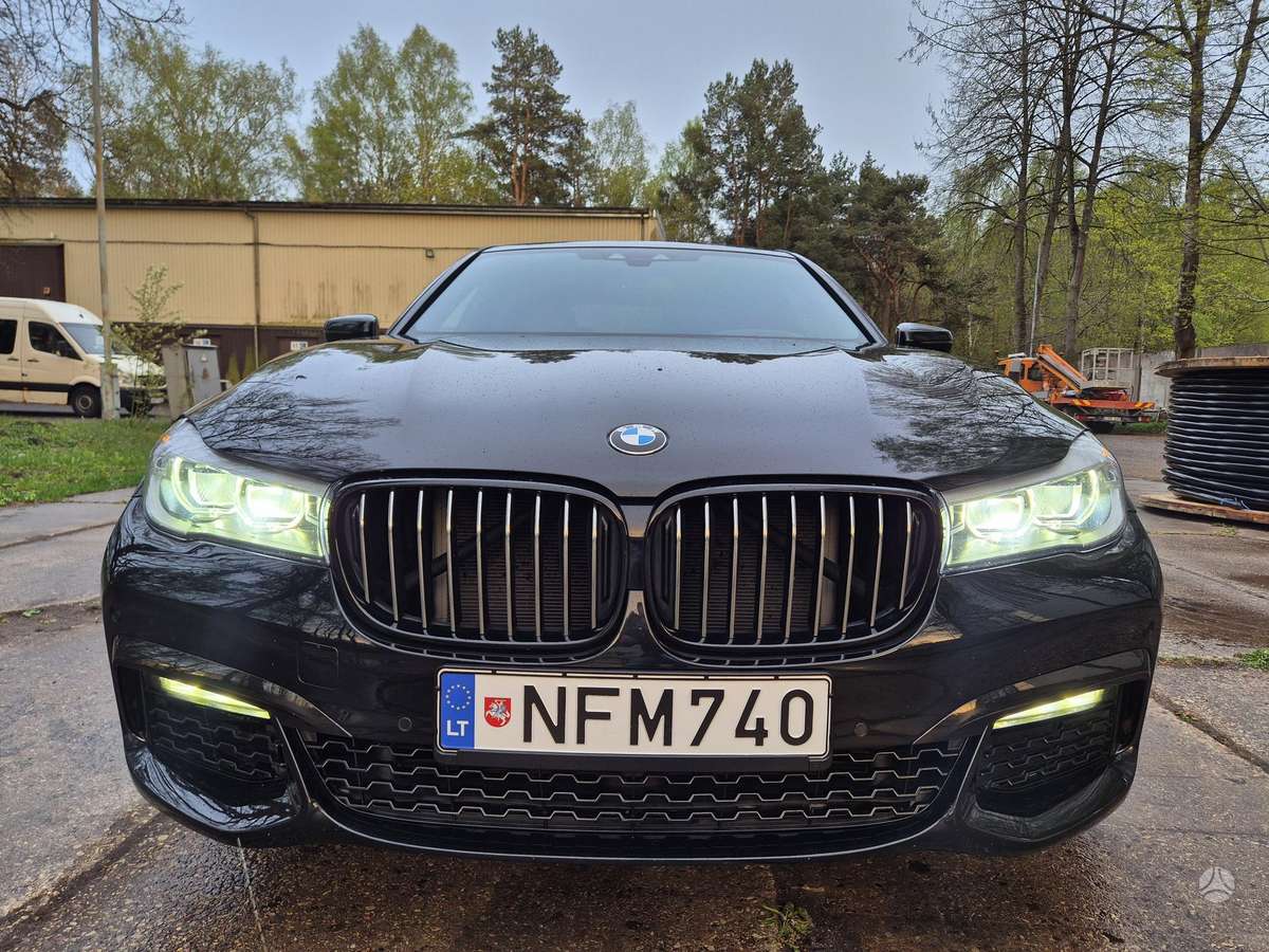 BMW 740, 3.0 l., Лимузин