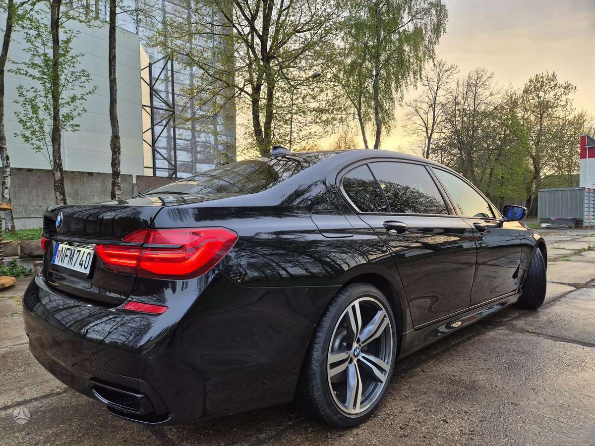 BMW 740, 3.0 l., Лимузин