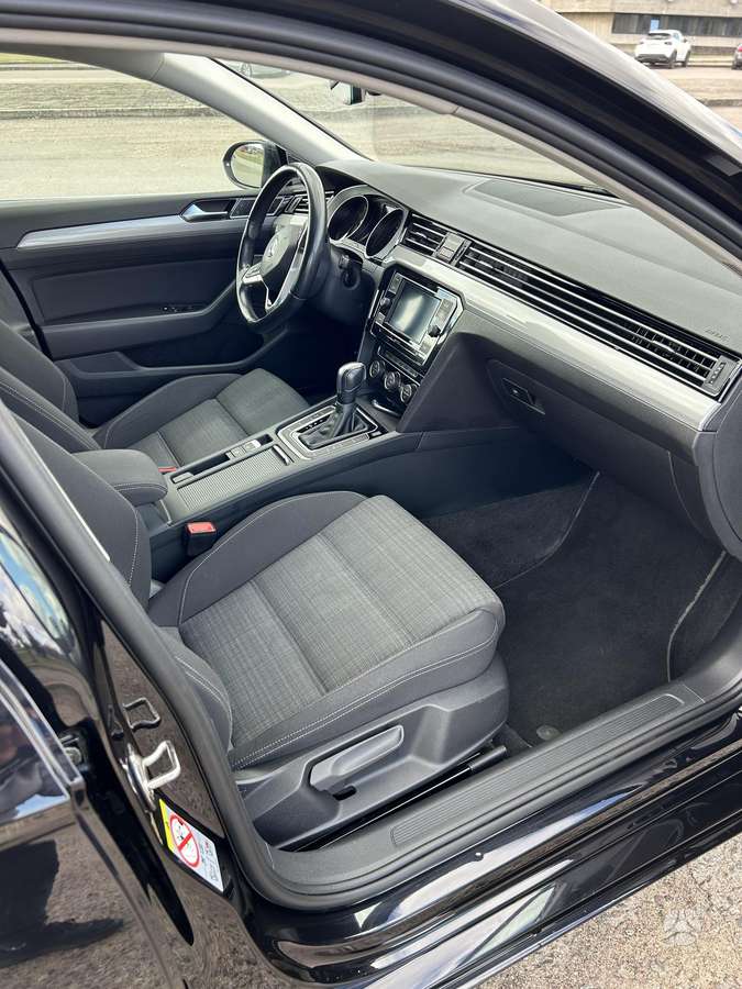 Volkswagen Passat, 1.5 l., universalas