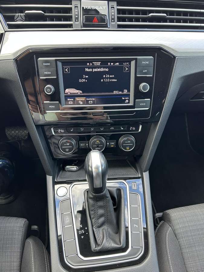 Volkswagen Passat, 1.5 l., universalas