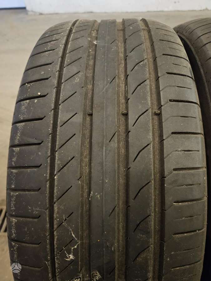 Continental, летние 235/45 R18
