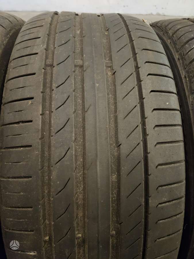 Continental, летние 235/45 R18