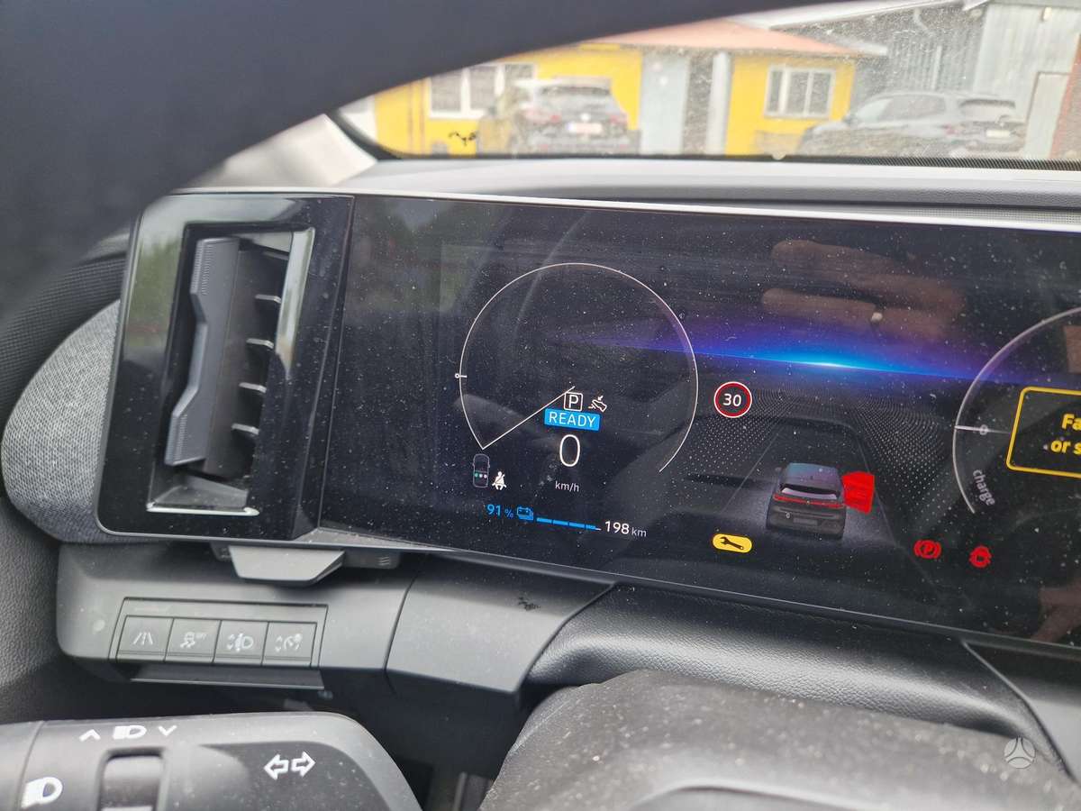 Renault Megane E-Tech, 40 kWh, hečbeks