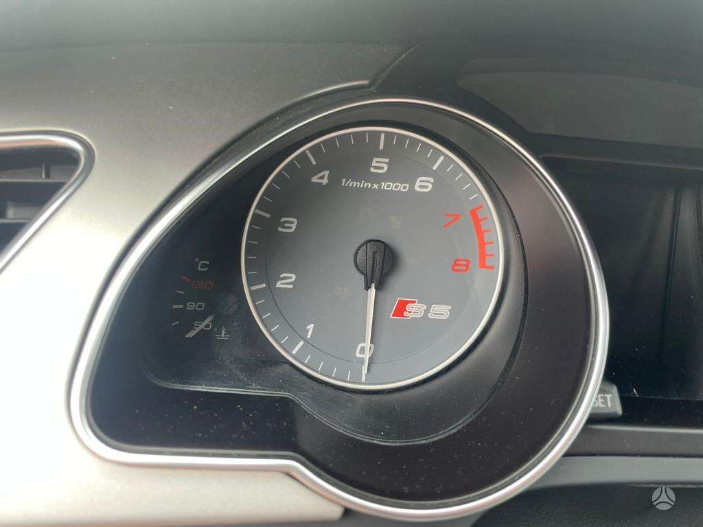 Audi S5, 3.0 l., Седан
