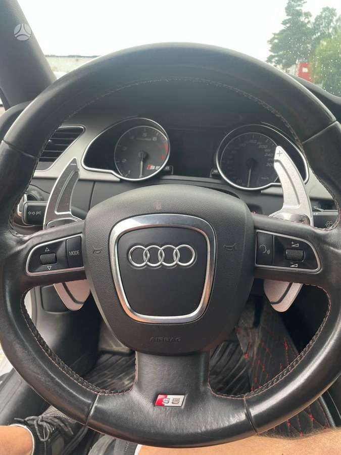 Audi S5, 3.0 l., Седан