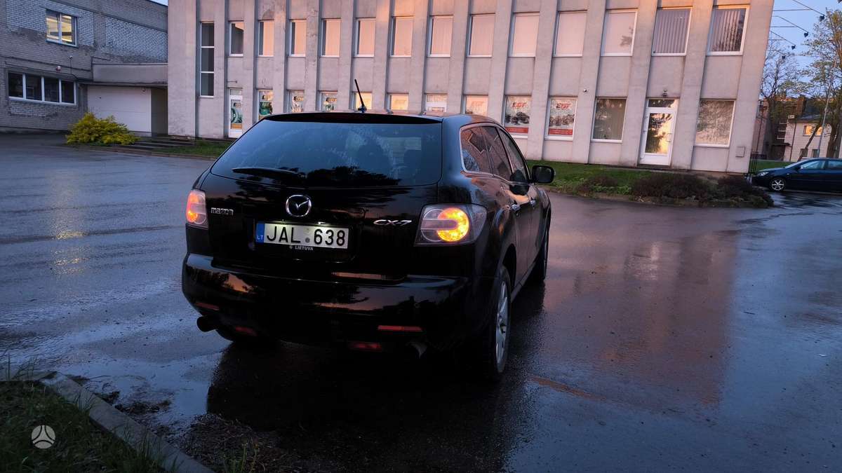Mazda CX-7, 2.3 l., off-road / crossover
