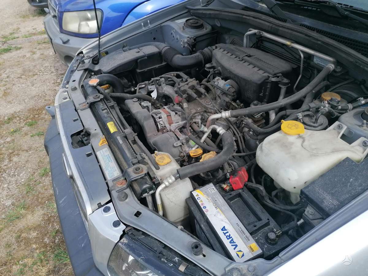 Subaru Forester, 2.0 l., Внедорожник / Кроссовер