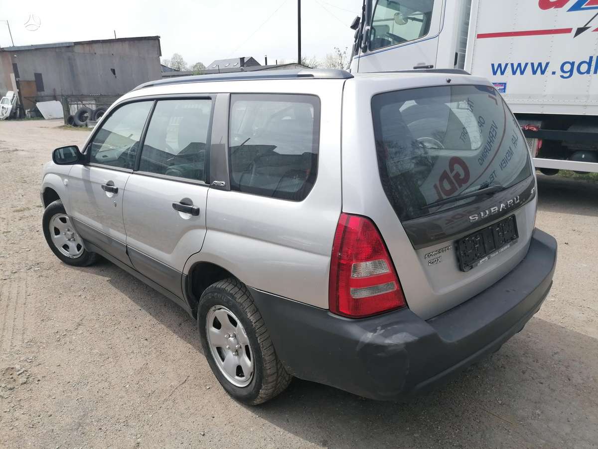 Subaru Forester, 2.0 l., Внедорожник / Кроссовер
