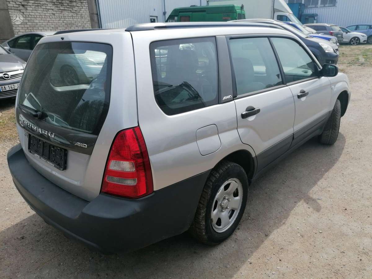 Subaru Forester, 2.0 l., Внедорожник / Кроссовер