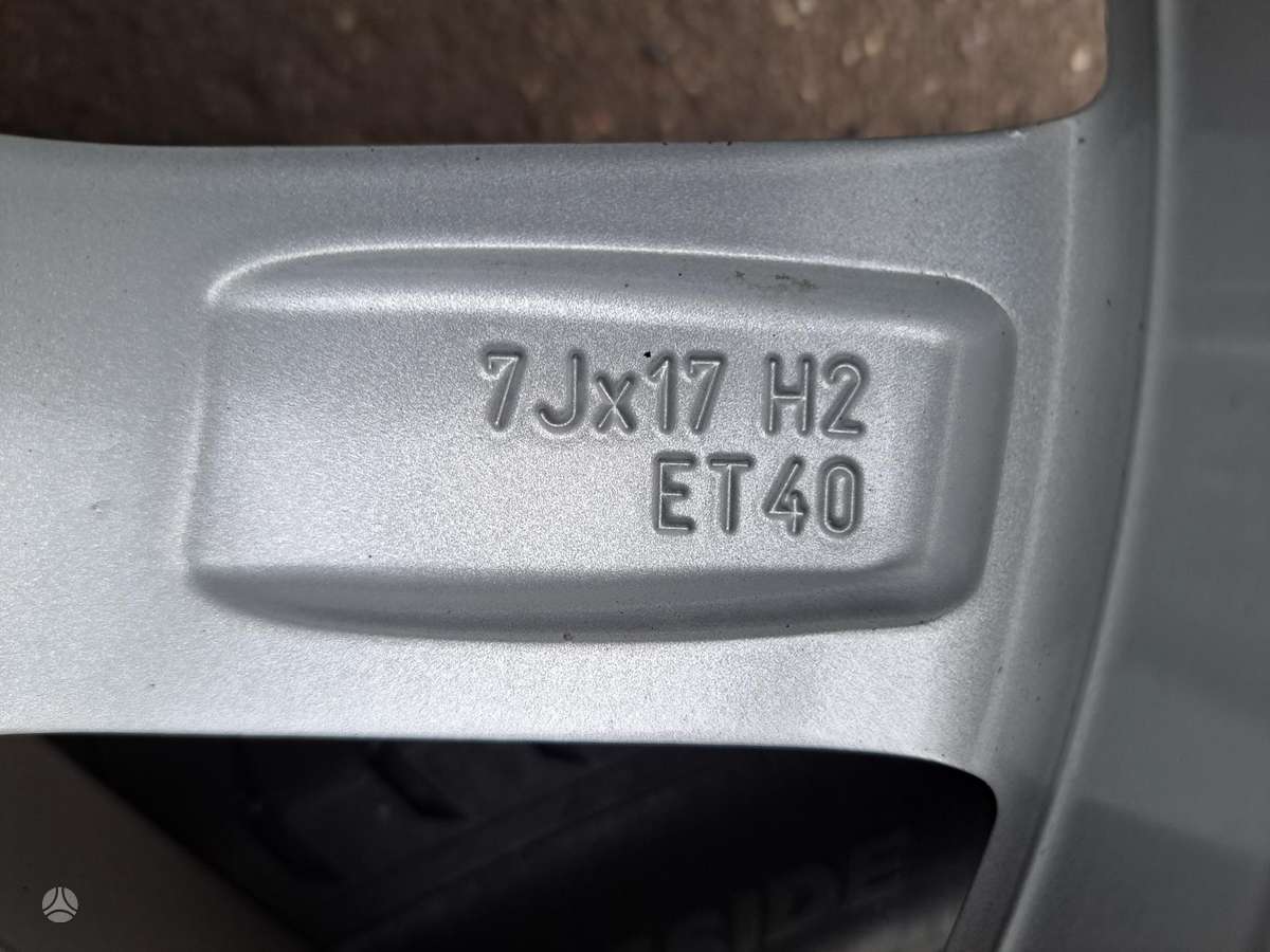 Skoda Superb, lengvojo lydinio, R17