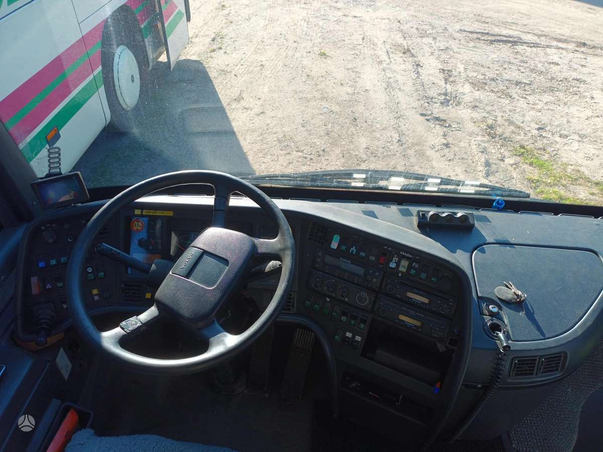 Volvo B12M, туристическиe