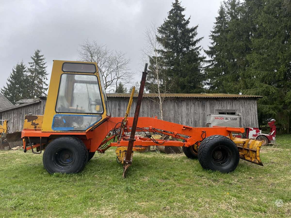 -Kita- Deutz MG, грейдеры