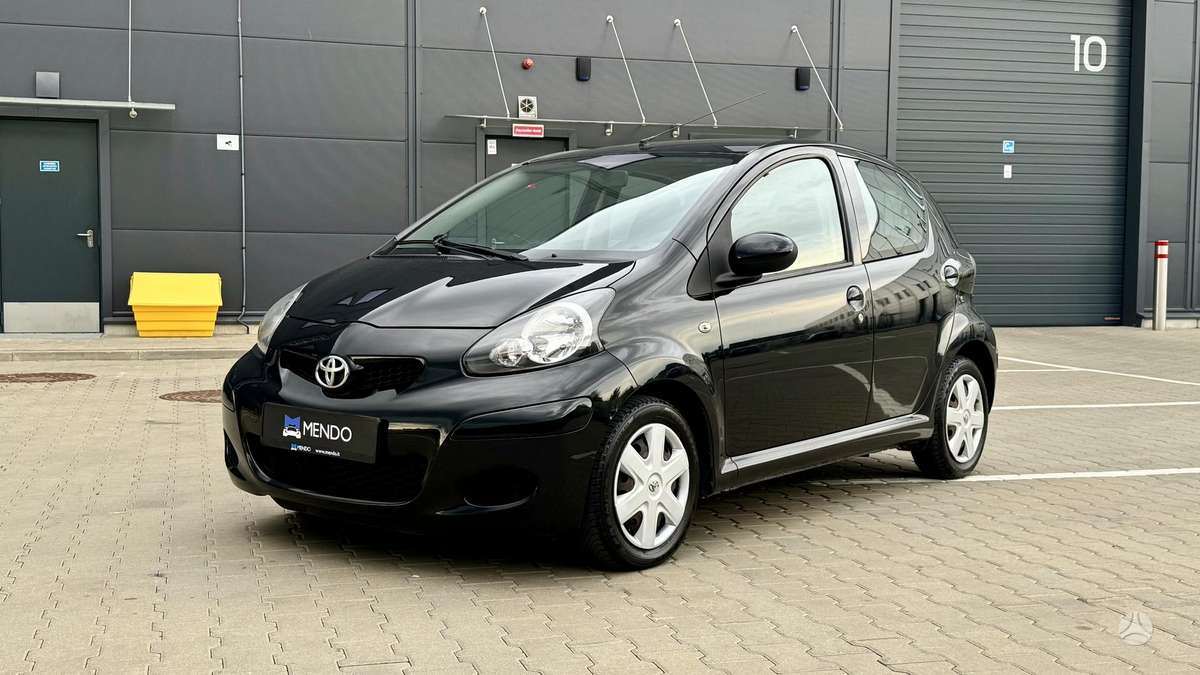 Toyota Aygo, 1.0 l., hatchback