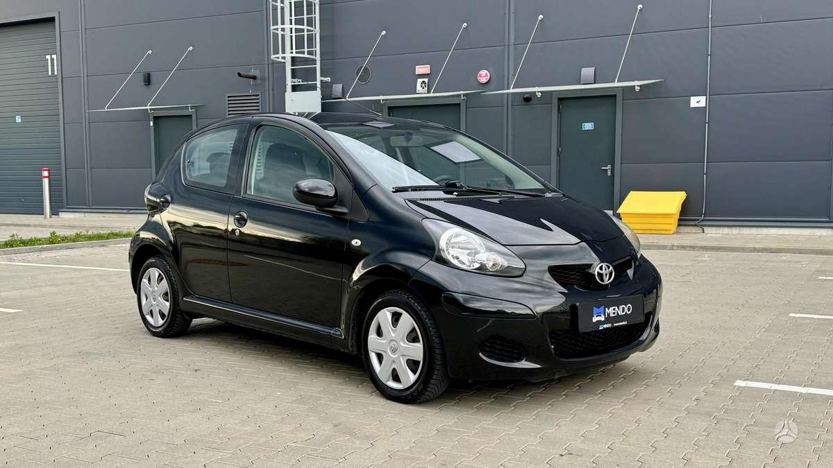 Toyota Aygo, 1.0 l., hatchback