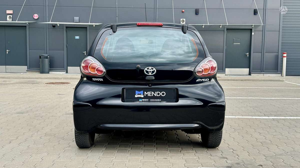 Toyota Aygo, 1.0 l., hatchback