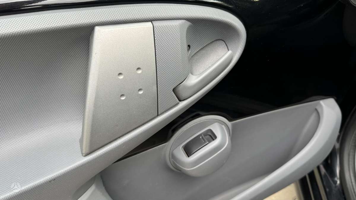 Toyota Aygo, 1.0 l., hatchback
