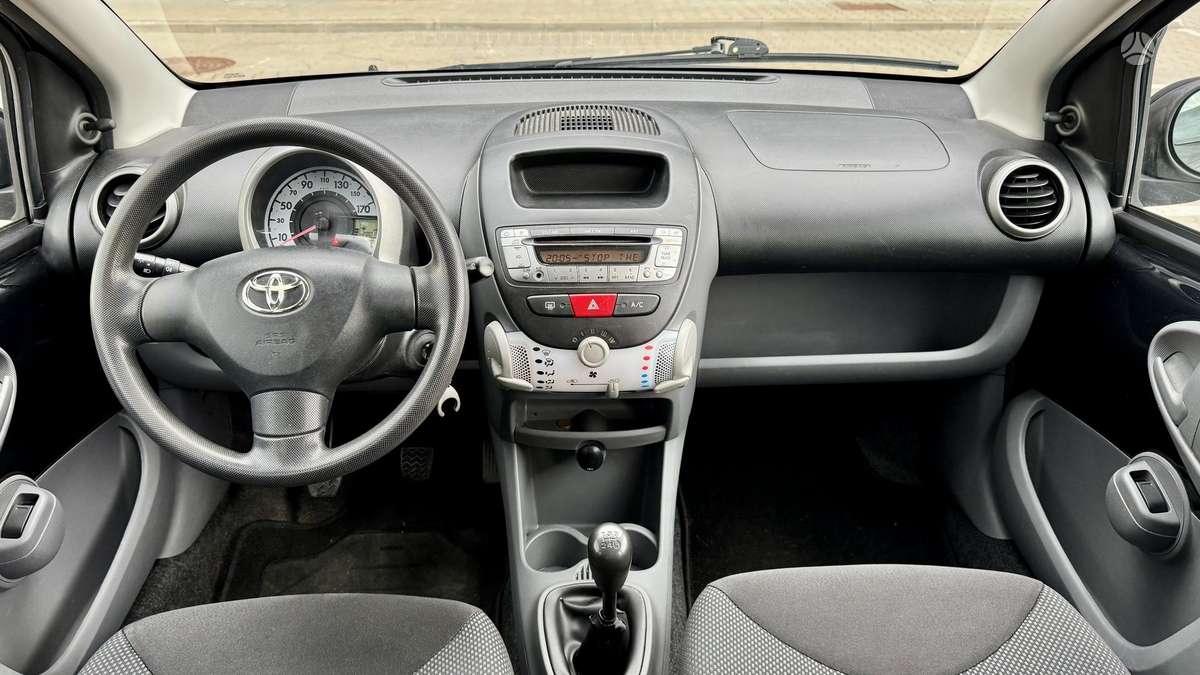 Toyota Aygo, 1.0 l., hatchback